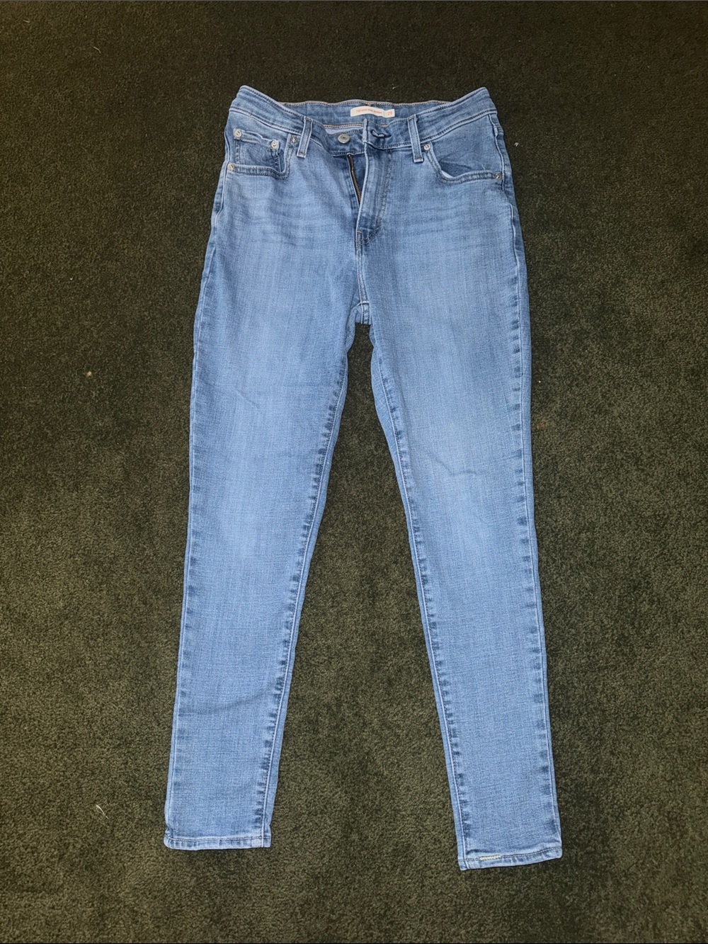 Levi’s Classic Light Wash Women's Skinny Jeans - High Rise Skinny